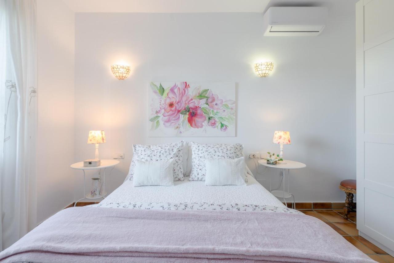 Cortijo La Rijana Villa Sayalonga Buitenkant foto